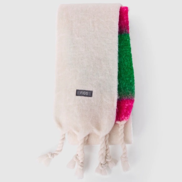 FIGS Knit Scarf